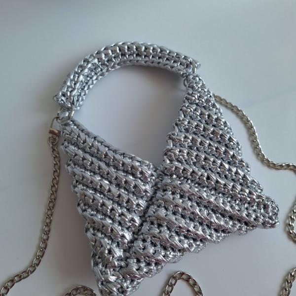 Gehaakte crossbody tas 'Metallic zilver'