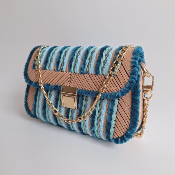 Geweven crossbody tas | Lichtblauw, petrol, turquoise, lichtbruin en goud