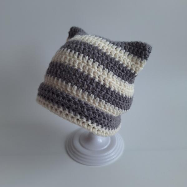 Gehaakt babymutsje 'Grijs en crème'