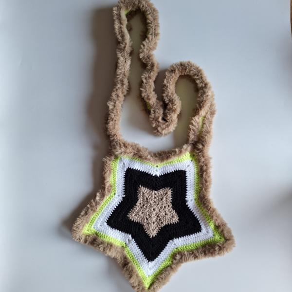 Gehaakte tas | Limegroen, zwart, beige en witte ster