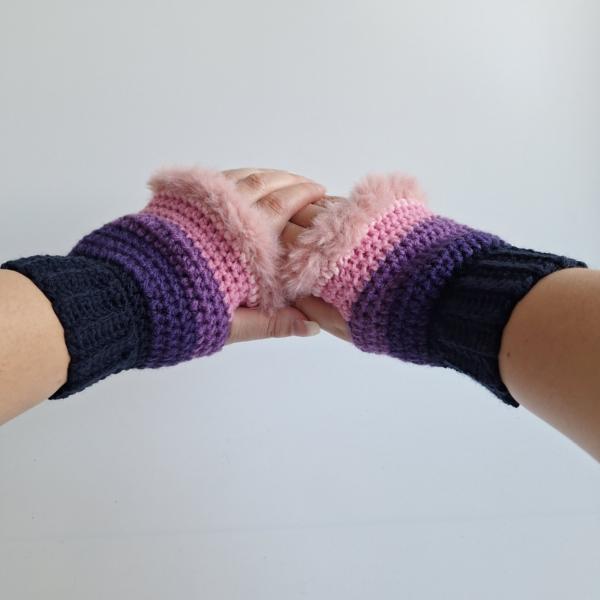 Gehaakte handschoenen - gehaakte vingerloze handschoenen | Donkerblauw, paars en lichtroze