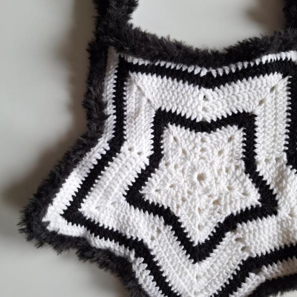 Gehaakte tas | Zwart en witte ster