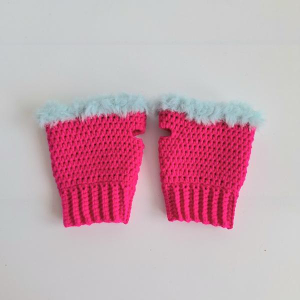 Gehaakte handschoenen - gehaakte vingerloze handschoenen | Knalroze en lichtblauw
