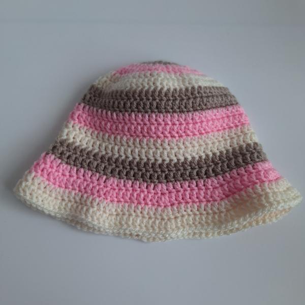 Gehaakt baby zonnehoedje 'Roze, crème en beige'