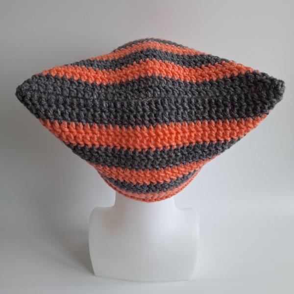 Gehaakte muts | Koraaloranje en donkergrijs