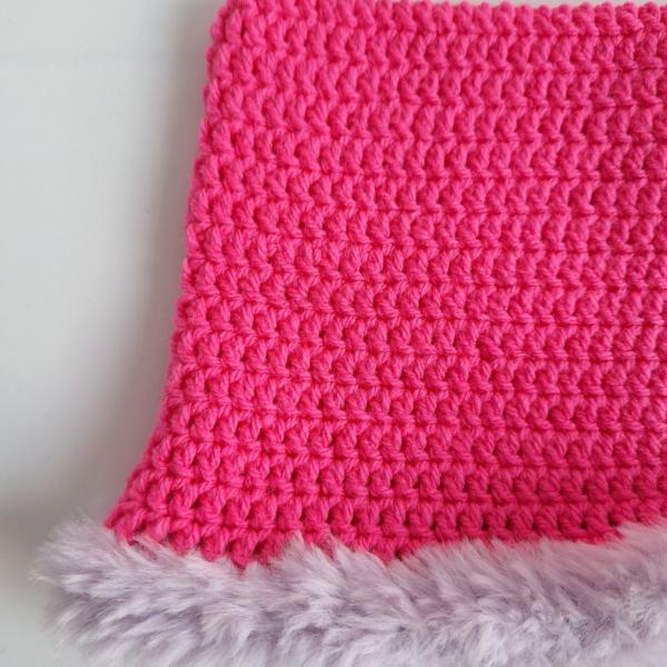 Gehaakte muts met imitatiebont | Neon roze en lila