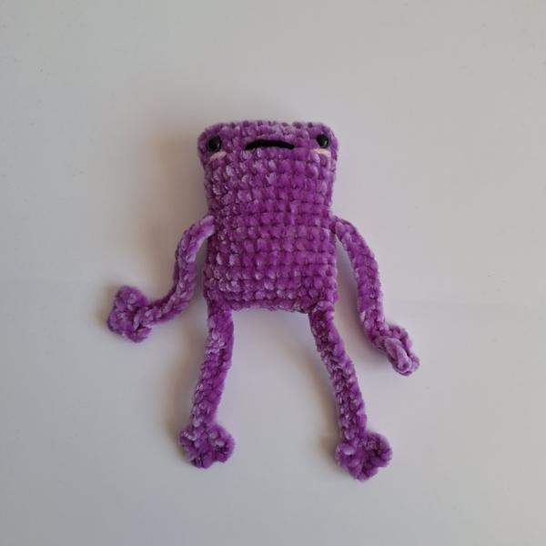 Gehaakte knuffel 'Paarse kikker'