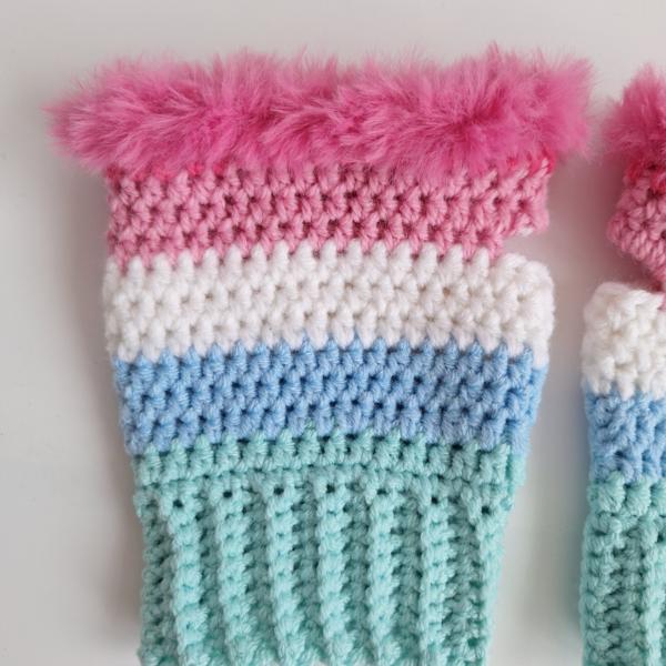 Gehaakte handschoenen - gehaakte vingerloze handschoenen | Mintgroen, lichtblauw, wit, lichtroze en barbieroze