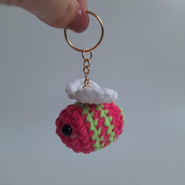 Gehaakte sleutelhanger 'Watermeloen bij'