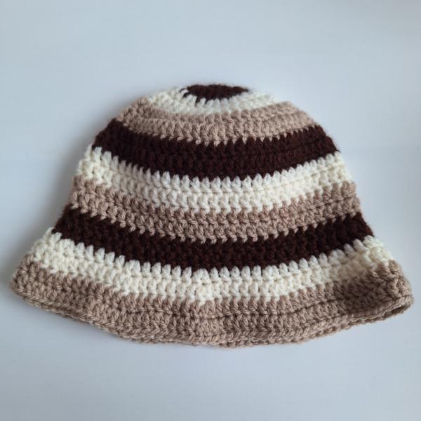 Gehaakt baby zonnehoedje 'Bruin, crème en beige'