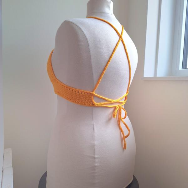 Gehaakt topje 'Boho top geel'