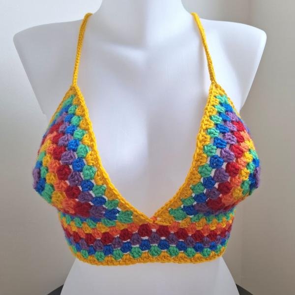 Gehaakt topje 'Pride regenboog vlag ||'