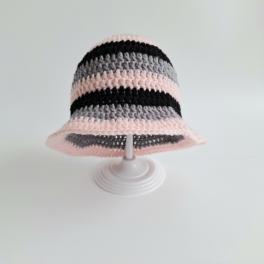 Gehaakt baby zonnehoedje | Zwart, grijs en lichtroze