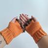 Thumbnail for Gehaakte handschoenen - gehaakte vingerloze handschoenen | Oranje en bruin