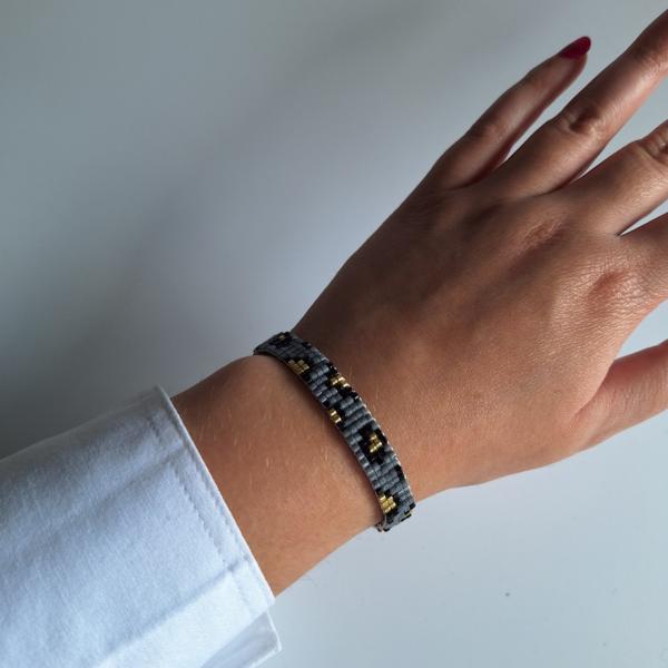 Geweven kralen armband | Grijs luipaard