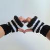 Thumbnail for Gehaakte handschoenen - gehaakte vingerloze handschoenen | Zwart en wit