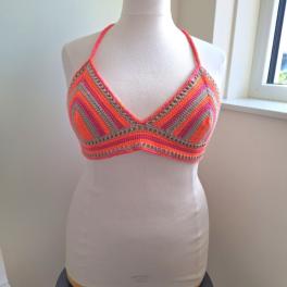 Gehaakt topje 'Boho top oranje, roze en beige'