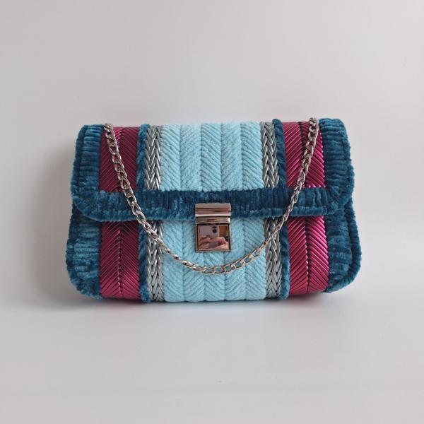 Geweven crossbody tas | Lichtblauw, petrol, magenta en zilver