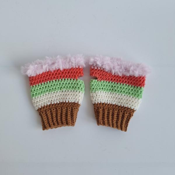 Gehaakte handschoenen - gehaakte vingerloze handschoenen | Karamelbruin, crème, lichtgroen, koraaloranje en lichtroze