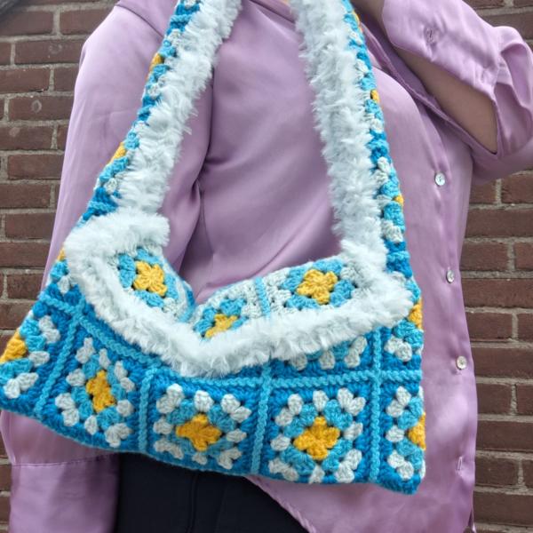 Gehaakte tas | Turquoise met lichtblauw imitatiebont