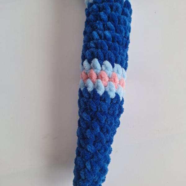 Gehaakte knuffel slang | Donkerblauw, lichtblauw en lichtroze
