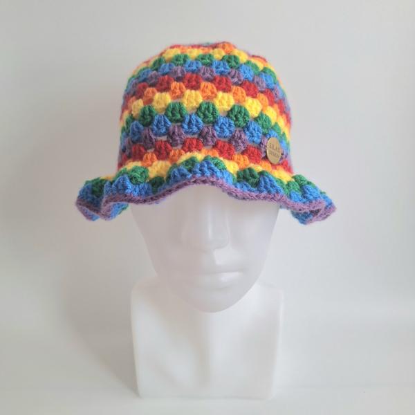 Gehaakte bucket hat | Pride regenboog vlag