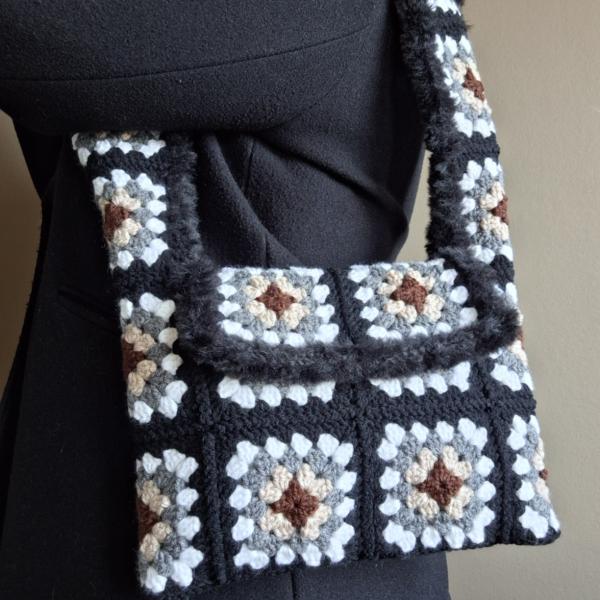 Gehaakte tas | Bruin, beige, grijs wit en zwart imitatiebont