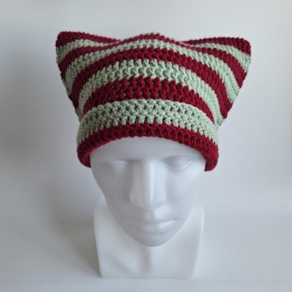 Gehaakte muts | Wijnrood en sagegroen