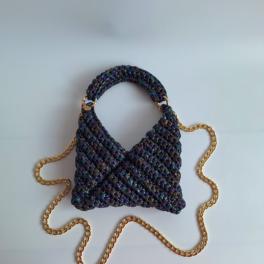 Gehaakte crossbody tas 'Metallic zwart regenboog'