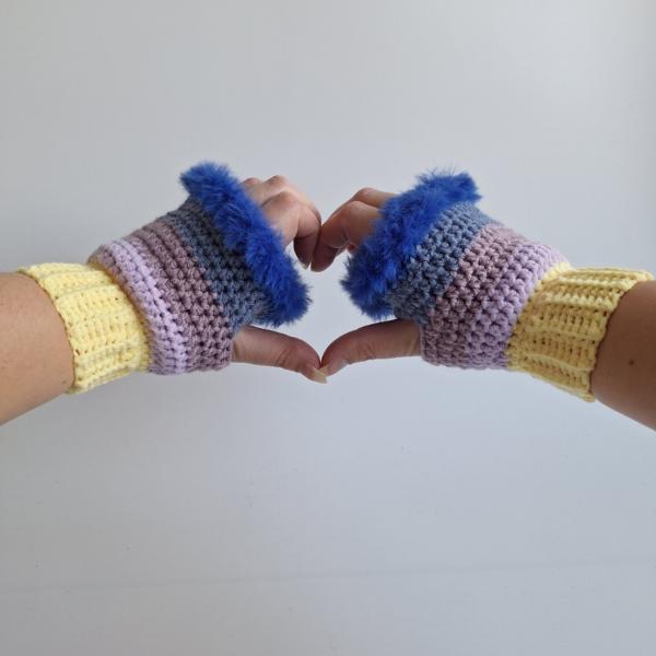 Gehaakte handschoenen - gehaakte vingerloze handschoenen | Geel, lila, taupe, denimblauw en kobaltblauw