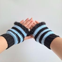 Gehaakte handschoenen - gehaakte vingerloze handschoenen | Zwart en lichtblauw