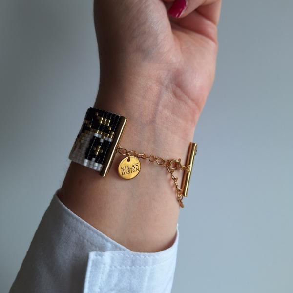 Geweven kralen armband | Zwart en witte bloesem