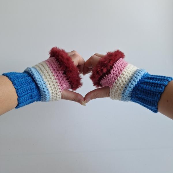 Gehaakte handschoenen - gehaakte vingerloze handschoenen | Blauw, lichtblauw, crème, lichtroze en wijnrood