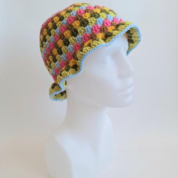 Gehaakte bucket hat | Knalroze, lichtbruin, geel, donkergroen, limegroen en lichtblauw