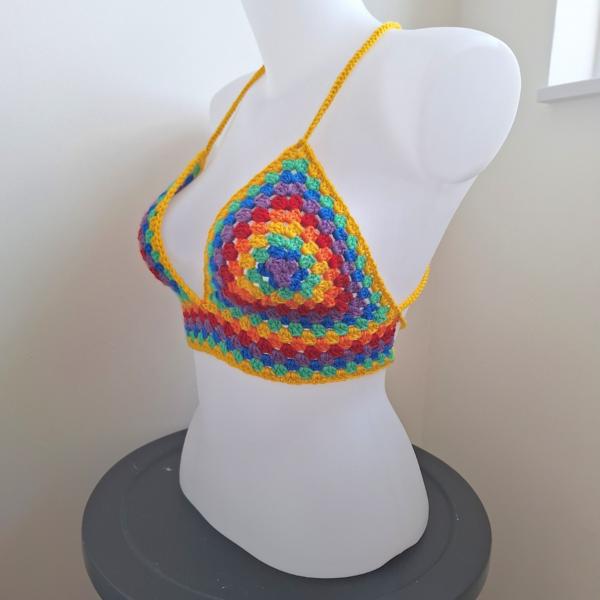 Gehaakt topje 'Pride regenboog vlag ||'