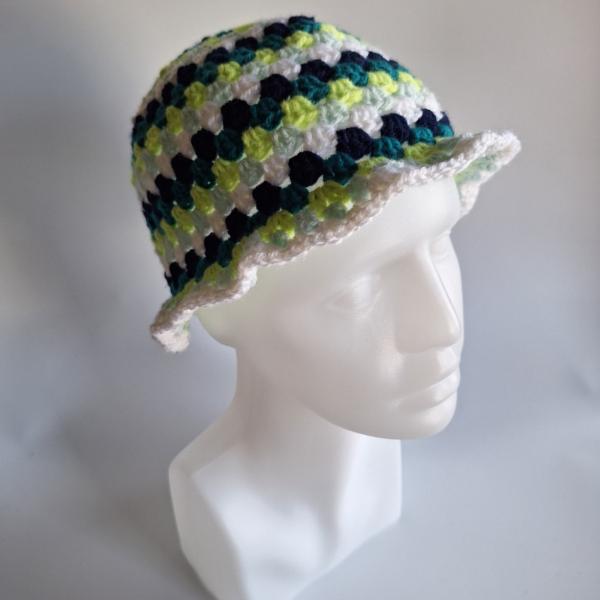 Gehaakte bucket hat 'Kiwi'