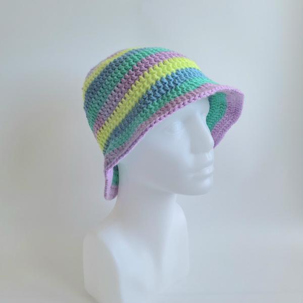 Gehaakte bucket hat | Blauw, mint, lila en lime