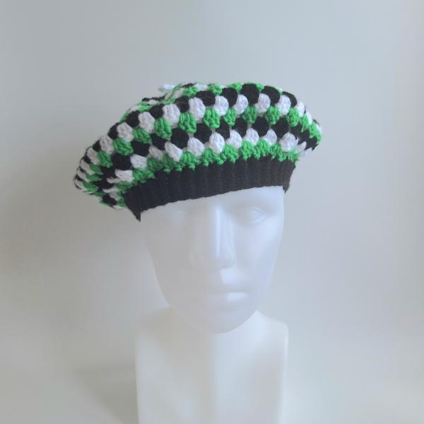 Gehaakte beret | Zwart, wit en groen