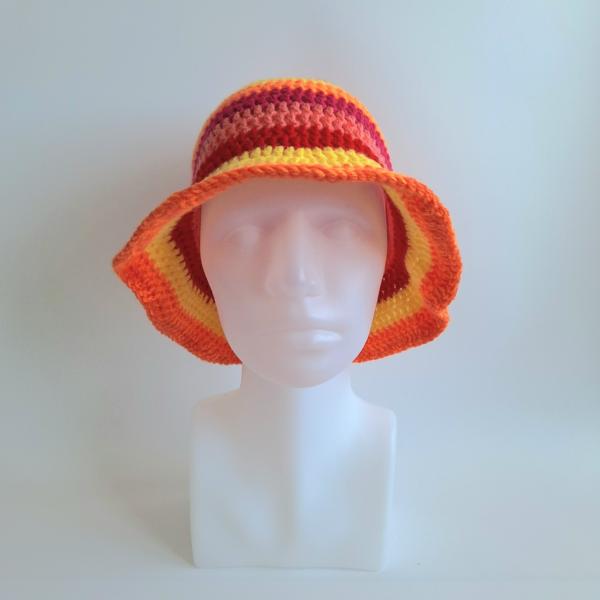 Gehaakte bucket hat | Oranje, fuchsia, koraal, rood en geel