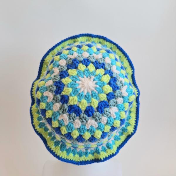 Gehaakte bucket hat | Crème, turquoise, limegroen, kobaltblauw en teal