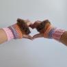Thumbnail for Gehaakte handschoenen - gehaakte vingerloze handschoenen | Lichtroze, lila, perzik, karamelbruin en donkerbruin