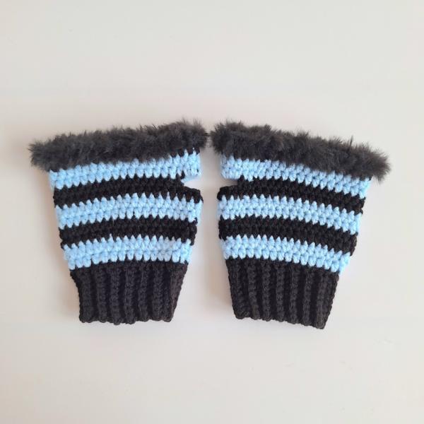 Gehaakte handschoenen - gehaakte vingerloze handschoenen | Zwart en lichtblauw