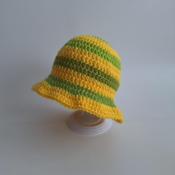 Gehaakt baby zonnehoedje | Groen en geel