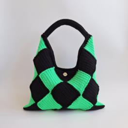 Gehaakte checker handtas 'Zwart en neon groen'