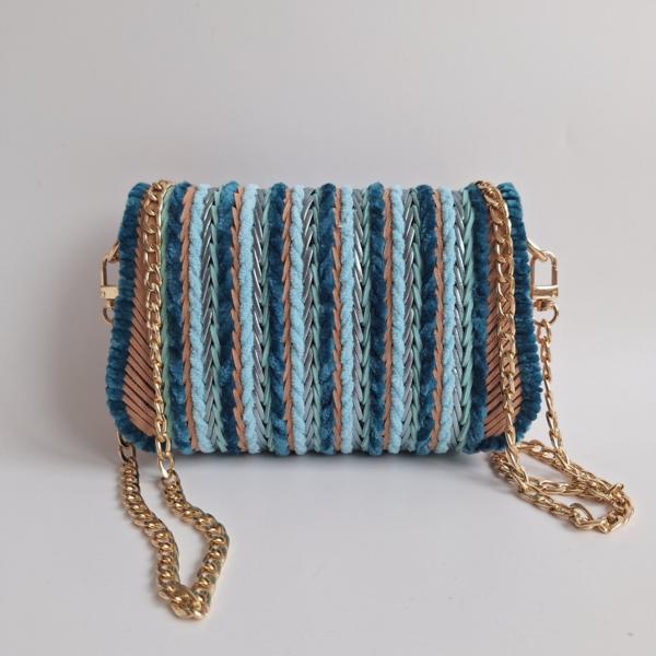 Geweven crossbody tas | Lichtblauw, petrol, turquoise, lichtbruin en goud