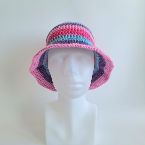 Gehaakte bucket hat | Blauw, paars, lavendel en roze
