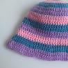 Thumbnail for Gehaakt baby zonnehoedje 'Roze, blauw en lila'