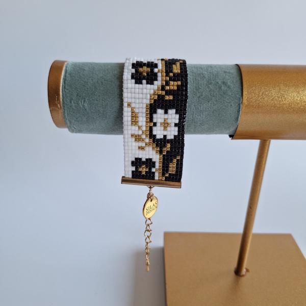 Geweven kralen armband | Zwart en witte bloesem