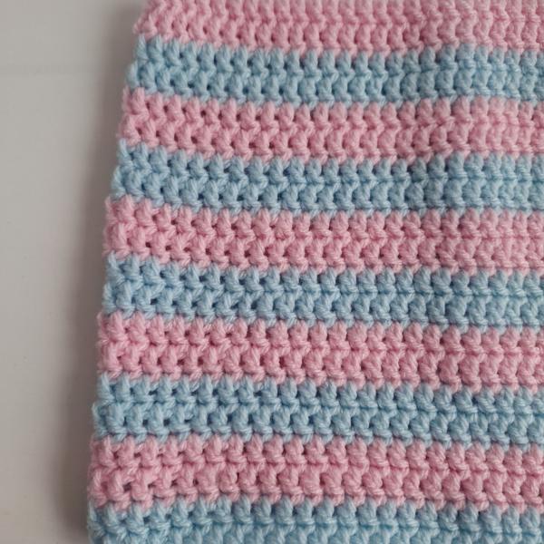 Gehaakte muts | Lichtroze en lichtblauw