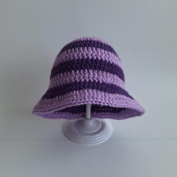 Gehaakt baby zonnehoedje 'Paars en lila'